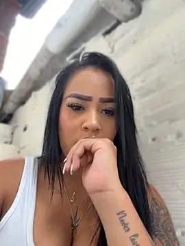 Luisa Fernandaa online show from 04-16-26, 06:41