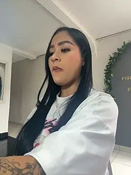 Luisa Fernandaa online show from 10-16-25, 04:15