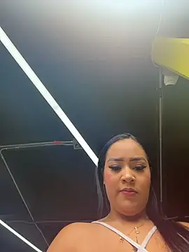 Luisa Fernandaa online show from 02-24-26, 06:42