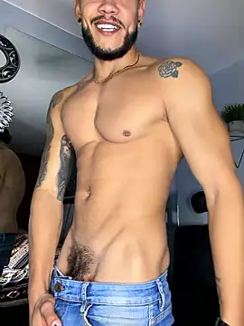 ARON TAYLER01 online show from 01-06-26, 10:41