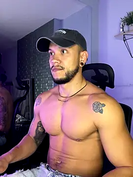 ARON TAYLER01 online show from 09-23-25, 10:22