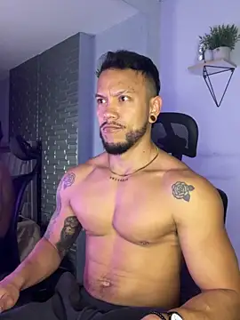 ARON TAYLER01 online show from 10-01-25, 10:30