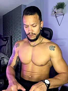 ARON TAYLER01 online show from 11-22-25, 10:25