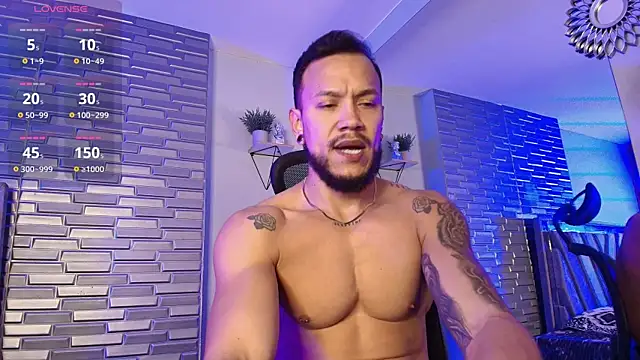 ARON TAYLER01 online show from 03-22-26, 10:17