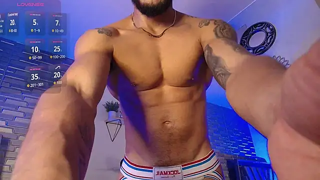 ARON TAYLER01 online show from 07-03-26, 10:33