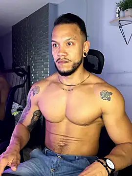 ARON TAYLER01 online show from 10-09-25, 10:38