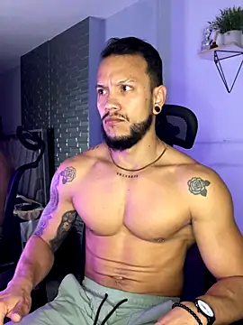 ARON TAYLER01 online show from 11-11-25, 10:32