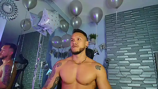 Snapshot of ARON_TAYLER01 chatting on 02-20-26, 10:28 ARON TAYLER01 online show from 02-20-26, 10:28