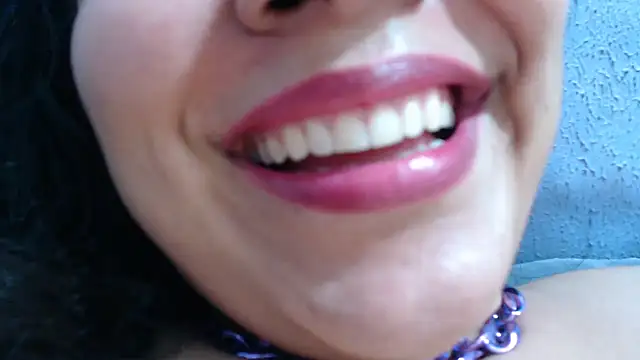 VanessaBBW1 online show from 05-14-26, 10:18