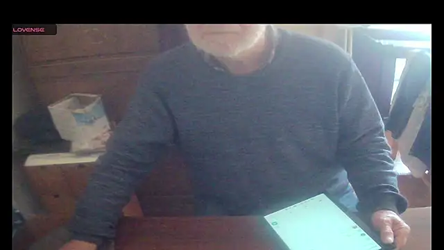 Snapshot of terrybare chatting on 02-01-26, 10:57 terrybare online show from 02-01-26, 10:57