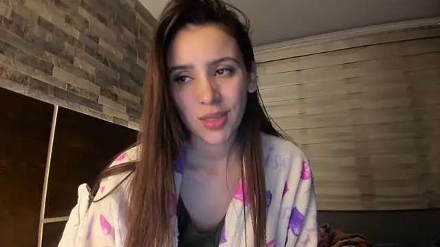 Snapshot of alicewilloww chatting on 12-03-24, 03:04 alicewilloww online show from 12-03-24, 03:04