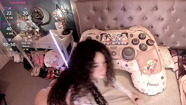 Snapshot of Orianna_reed_ chatting on 02-13-25, 11:28 Orianna reed  online show from 02-13-25, 11:28