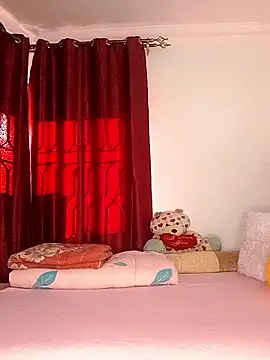 NicRaisaa online show from 10-13-25, 04:47