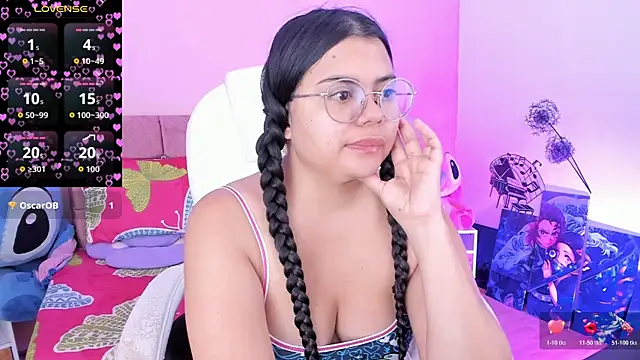 Snapshot of esmeralda112 chatting on 06-17-26, 07:08 esmeralda112 online show from 06-17-26, 07:08