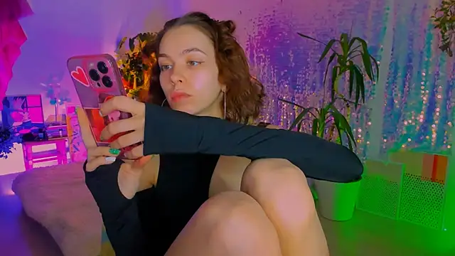 poli   online show from 02-11-26, 03:56