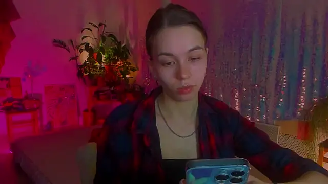 Snapshot of poli__ chatting on 02-14-25, 05:25 poli   online show from 02-14-25, 05:25