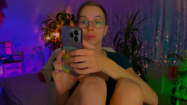 poli   online show from 11-24-25, 07:25