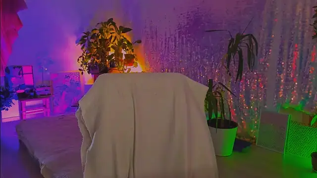 poli   online show from 03-22-26, 12:18