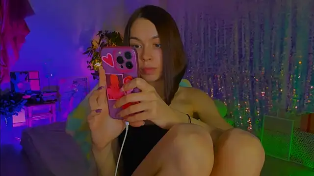 poli   online show from 12-18-25, 04:11