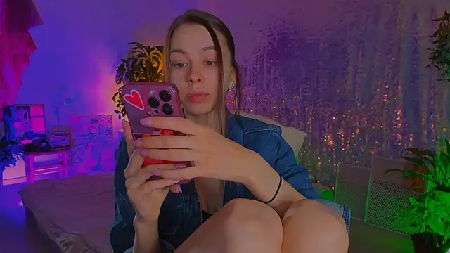 poli   online show from 04-12-26, 10:18