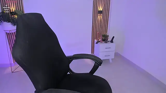 valeria acosta  online show from 06-30-26, 02:00