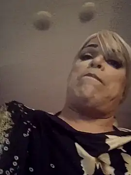 Sexytranswoman77 online show from 04-23-26, 04:19