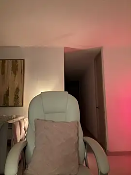 Im Valentina online show from 11-28-25, 11:38