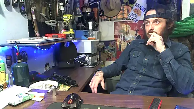 CloudDadddyyy420 online show from 10-18-25, 12:18