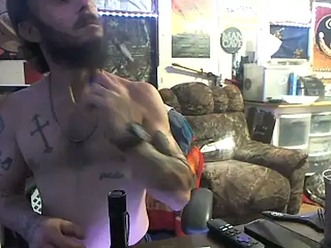 CloudDadddyyy420 online show from 10-03-25, 10:22