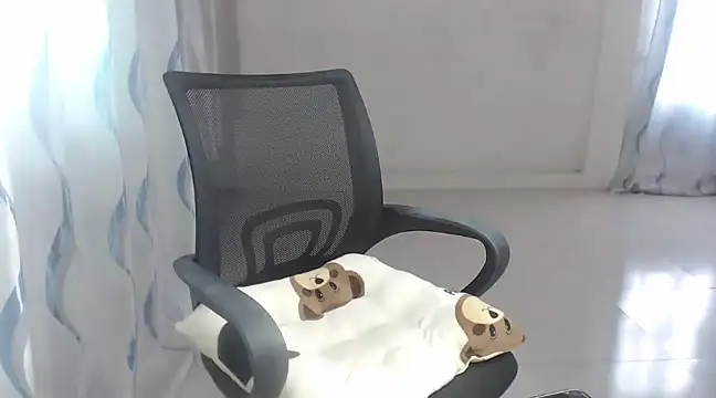 TinyGirls online show from 12-05-24, 05:54