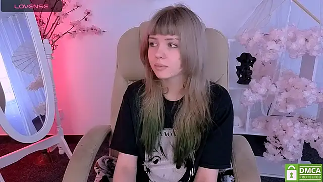 Grace and  Jacob online show from 09-20-25, 07:13