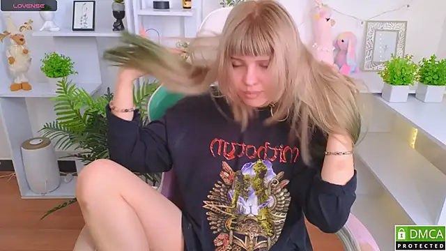 Grace and  Jacob online show from 09-24-25, 06:53