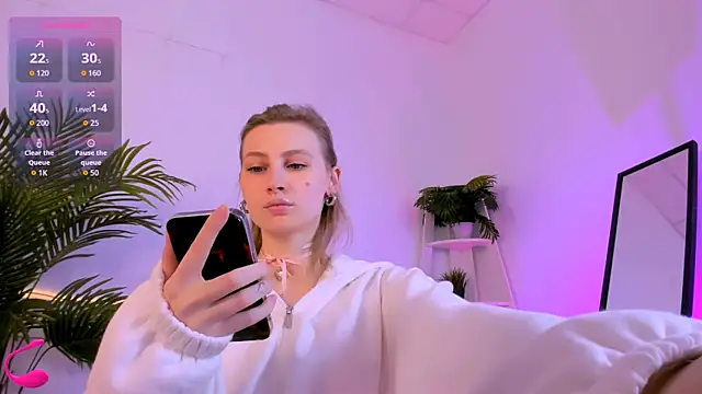 Jess Anders  online show from 11-19-25, 06:24