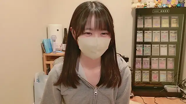 Snapshot of HIKARI_x0 chatting on 05-22-26, 02:26 HIKARI x0 online show from 05-22-26, 02:26