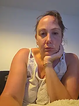 Wisie Cutie online show from 06-07-26, 10:26