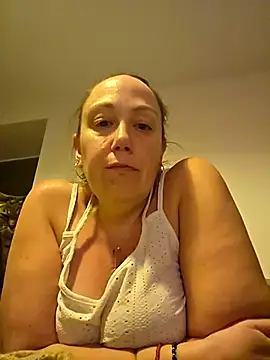 Wisie Cutie online show from 03-10-26, 10:36