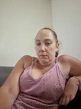 Wisie Cutie online show from 09-30-25, 03:29