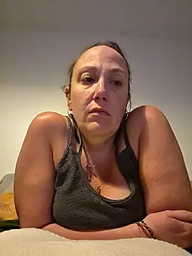 Wisie Cutie online show from 05-06-26, 10:03