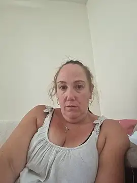 Wisie Cutie online show from 09-09-25, 03:21