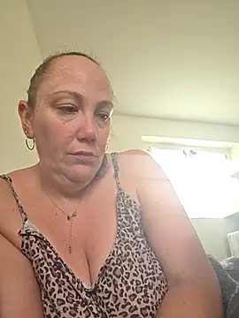 Wisie Cutie online show from 03-06-26, 09:59