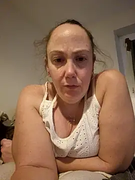 Wisie Cutie online show from 11-27-25, 11:05