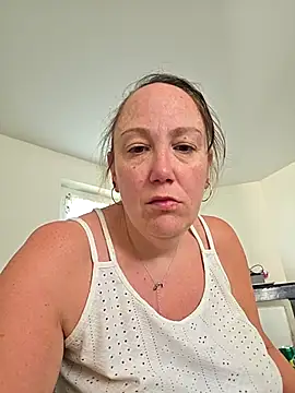 Wisie Cutie online show from 04-14-26, 10:20