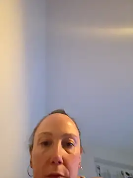 Wisie Cutie online show from 02-26-26, 07:03