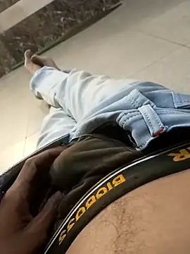 Play boy11 online show from 10-03-25, 07:54