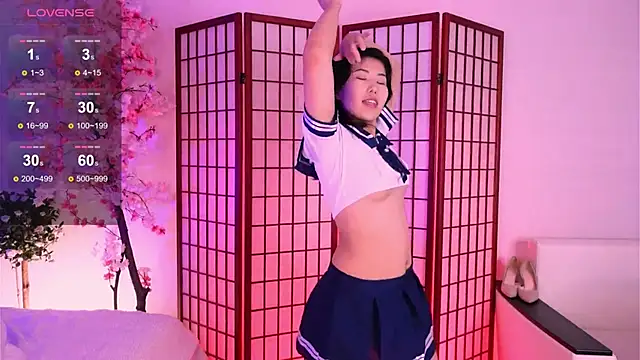 Wendy  Hills online show from 09-18-25, 06:49