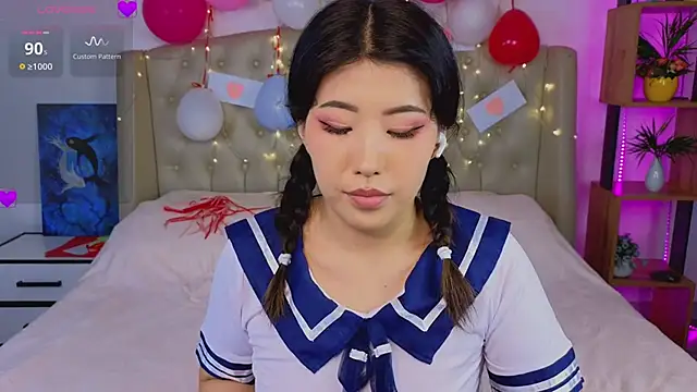 Wendy  Hills online show from 02-12-25, 03:49