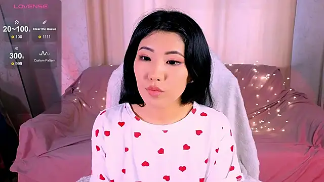 Wendy  Hills online show from 12-19-25, 10:06