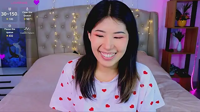 Wendy  Hills online show from 03-10-25, 12:28