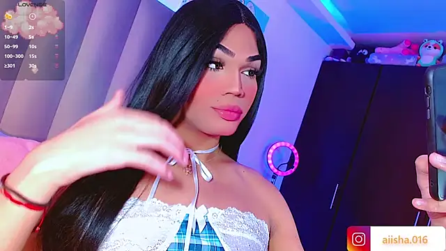 Snapshot of AiishaRose chatting on 02-18-25, 01:11 AiishaRose online show from 02-18-25, 01:11