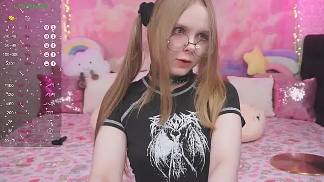 minx g1rl online show from 03-17-25, 06:40